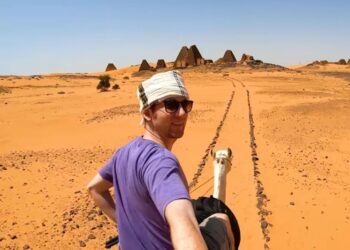 Чоловік відвідав усі країни Африки і назвав три, які точно варто побачити