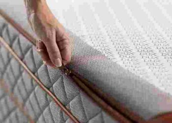 Матрац як новий: бюджетні способи повернути свіжість і пружність