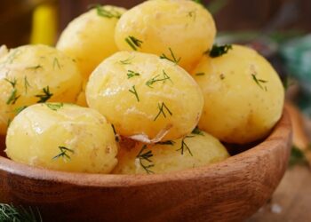 Из какого картофеля выйдет самое вкусное пюре, а какой только запекать: разберемся в сортах