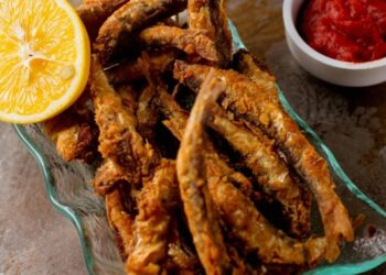 Як посмажити мойву без запаху: хитрий спосіб – здивує навіть досвідчених господинь