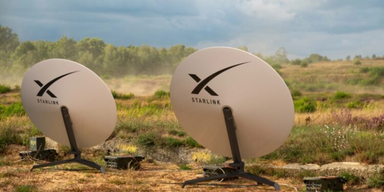 Неверифіковані термінали Starlink не працюватимуть в Україні, — Федоров