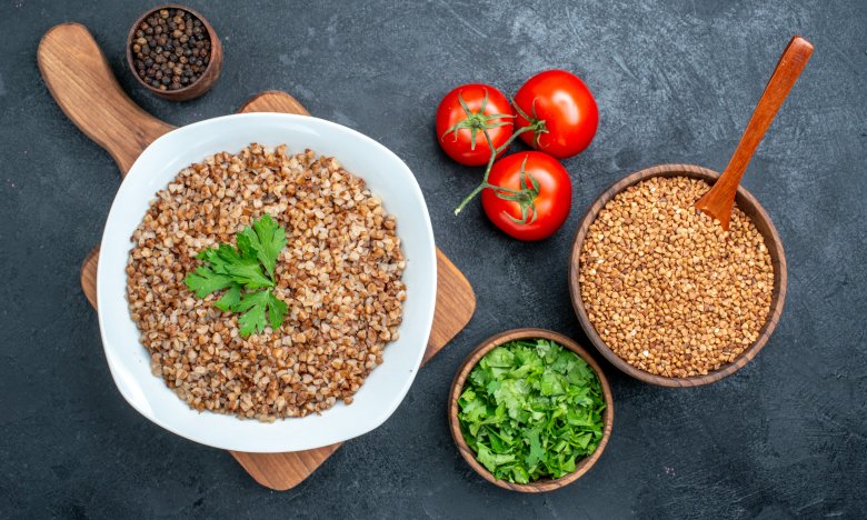 Пол ложки в гречку — и будет вдвое вкуснее: поможет один продукт, который уже есть на кухне