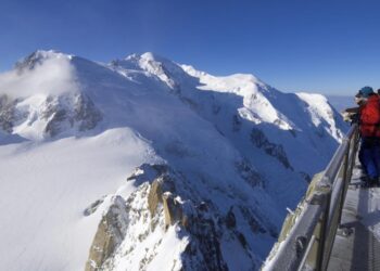 Рахунок за порятунок: Франція може змінити погляд на туристів, що потрапили в біду у горах