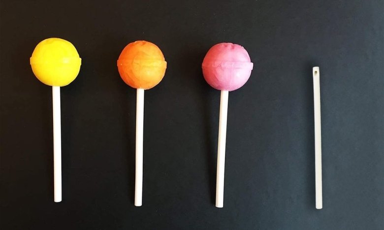 Вы точно об этом не знали: отверстие в палочках для леденца делают специально (ВИДЕО)