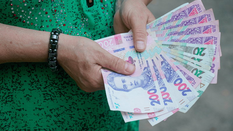 Вікові надбавки після індексації: мінімальна та максимальна сума у 2026