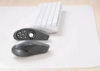 Гібрид миші та Joy-Con: стартап Pixelpaw Labs представив незвичайний пристрій для керування ПК, смартфонами та іншими пристроями