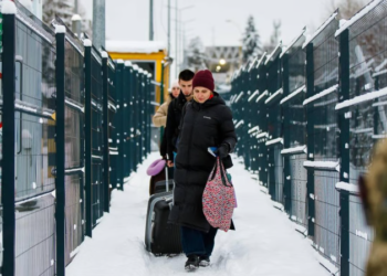 Деякі українці в Польщі повинні виїхати протягом 30 днів — хто у списку