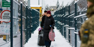 Деякі українці в Польщі повинні виїхати протягом 30 днів — хто у списку