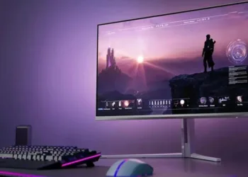 QD-OLED з 4K і 240 Гц — Philips представила новий ігровий монітор серії Evnia