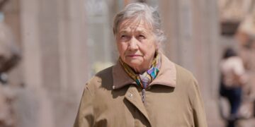 Пенсіонерам в Україні доступні бюджетні тарифні плани: ціни і наповнення