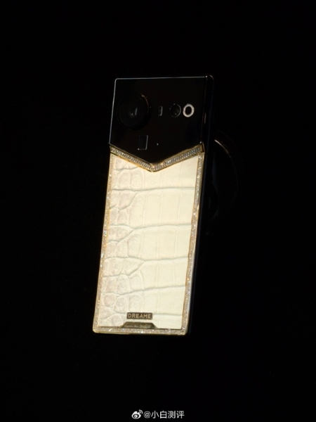 Золото, діаманти і трохи пікселів: Dreame показала, як мають виглядати ультрапреміальні смартфони