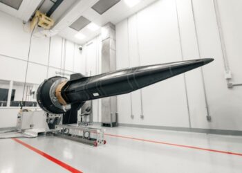 Австралія запустила надруковану на 3D-принтері гіперзвукову ракету на водні