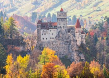 Де провести відпустку в червні: найкращі напрямки на різний бюджет