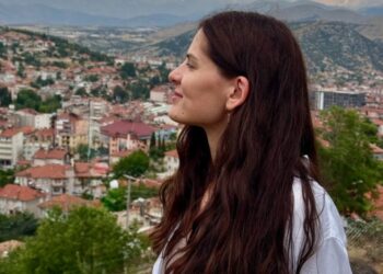 Дякую собі, що не «тюнінгувала» тіло: тренди, які я пропустила (і слава Богу)