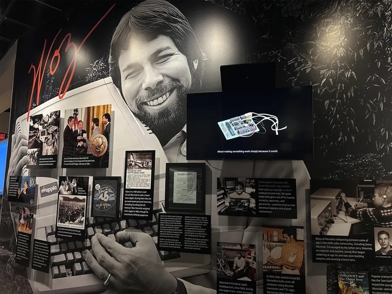 50 років досягнень: у США відкривається масштабна виставка, присвячена історії та еволюції Apple