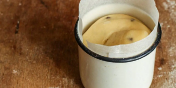 Как на самом деле печь паски: из-за этой ошибки даже идеальное тесто не пропекается (ВИДЕО)