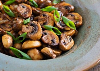 Как на самом деле жарить грибы: есть только один правильный способ