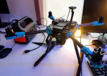 Мобільний зв’язок — усюди, де потрібно: дрони-ретранслятори з’являтимуться у “мертвих зонах”