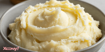 После молока и масла нужно добавить в пюре еще один продукт: гарнир будет идеальным