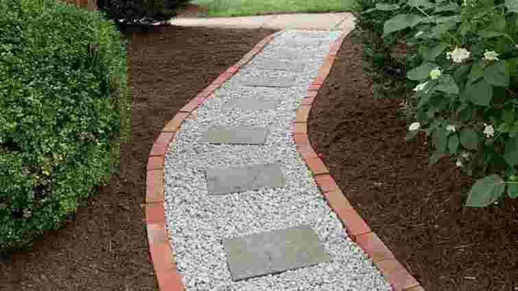 Маленький двір стане відчутно просторішим: ось всього два методи, які спрацюють