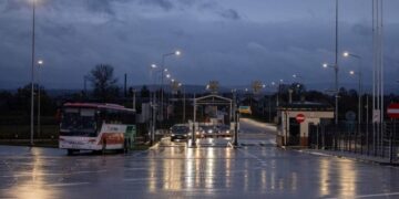 Для в’їзду в Німеччину треба готівка: мінімальна сума на кордоні у квітні