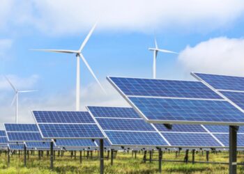 +692 ГВт або 85% нових потужностей у світі за рік: “зелена” енергетика домінує