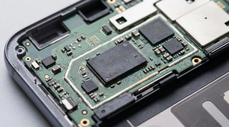 Смартфони «другої свіжості»: чому у вашому новому пристрої може стояти вживана пам'ять