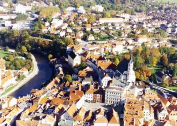 Чоловік відвідав понад 100 європейських міст, ці 5 стали його фаворитами