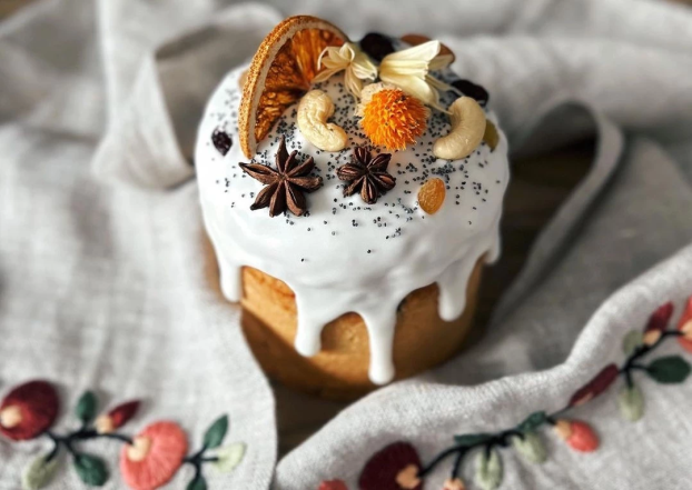 Фаллические символы и "русская" глазурь: эксперт развеяла популярные мифы о паске (ВИДЕО)