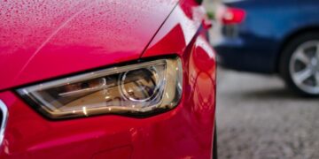 Як прибрати тріщину на фарі: лайфхак, доступний для всіх водіїв