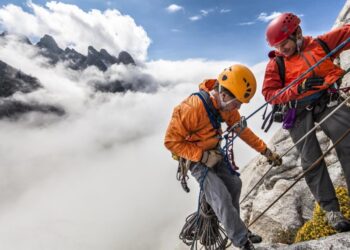 Підмішували екскременти щурів: гідів звинуватили в отруєнні іноземних альпіністів
