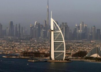 Популярний готель у Дубаї призупиняє роботу на 1,5 року внаслідок іранських атак