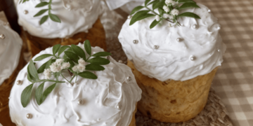 Рецепт нежнейшей паски: это тесто не черствеет, а становится влажнее с каждым днем (ВИДЕО)