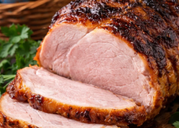 Самая вкусная ветчина в праздничную нарезку: как ее приготовить (ВИДЕО)