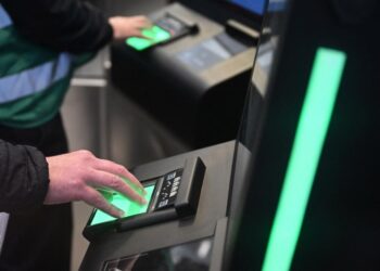 В ЄС повноцінно запрацювала нова система в’їзду: що це означає для українців