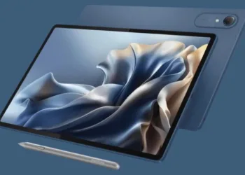 Motorola представила Moto Pad 70 Pro — ультратонкий 13” планшет з великою батареєю, чудовим екраном та фірмовим стилусом