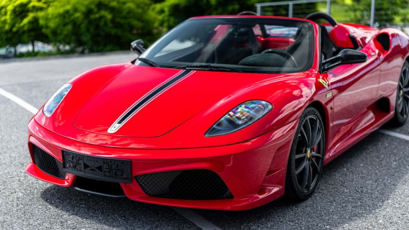 Ferrari Scuderia Spider 16M: колекційний привид епохи перемог виходить на торги