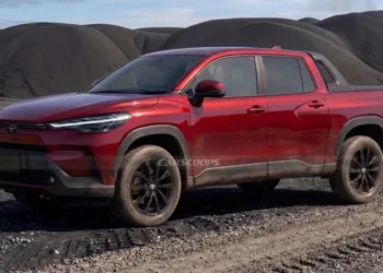 Toyota Corolla Cross перетворюється на пікап: практичність замість пафосу