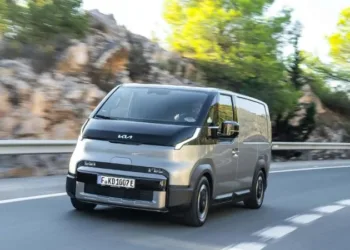 Kia PV5 WAV: електричний фургон, який робить інклюзивність частиною конвеєра