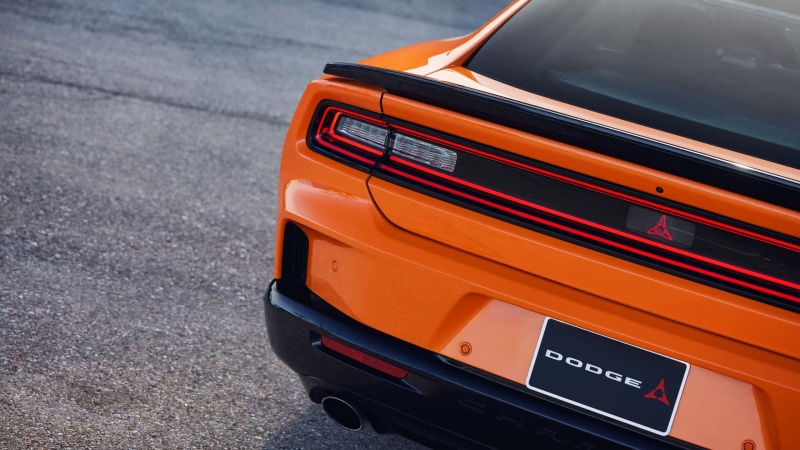 Dodge Charger їде в Європу: американська міць без V8 та з «сюрпризом» під капотом
