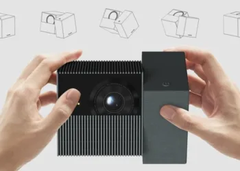 TCL перетворила проектор на AI-асистента: PlayCube отримав Gemini і навчився створювати контент за запитом