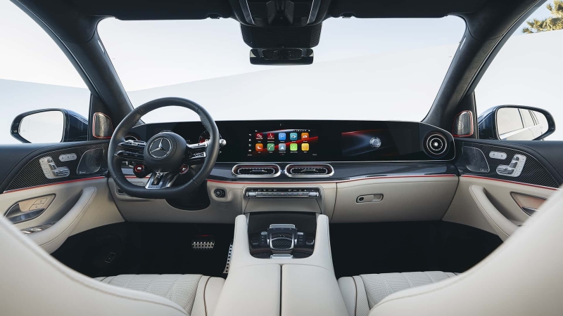 Mercedes-AMG GLS 63 2026: коли «вітальня» на колесах отримує серце від суперкара