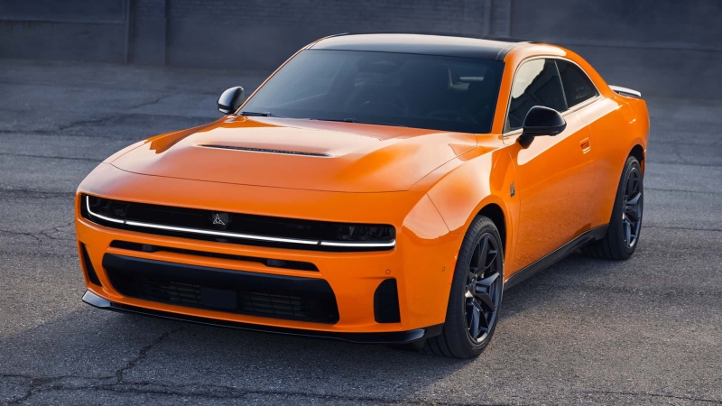 Dodge Charger їде в Європу: американська міць без V8 та з «сюрпризом» під капотом