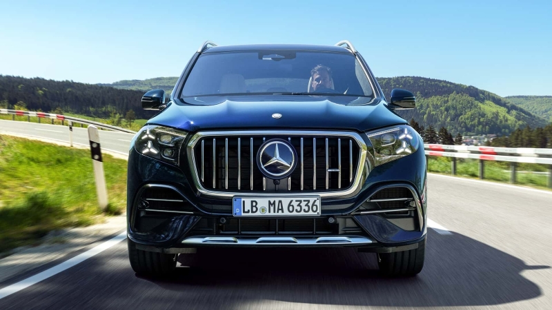 Mercedes-AMG GLS 63 2026: коли «вітальня» на колесах отримує серце від суперкара