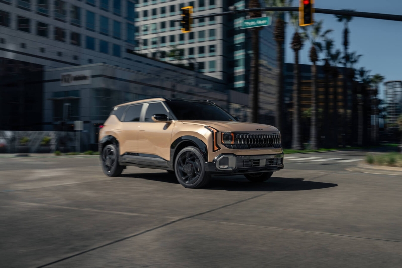 Kia Seltos 2027: Коли бюджетний кросовер дуже хоче стати флагманом