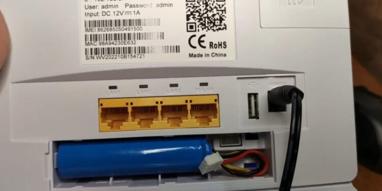 USB-порт на роутері простоює даремно: 5 варіантів використання