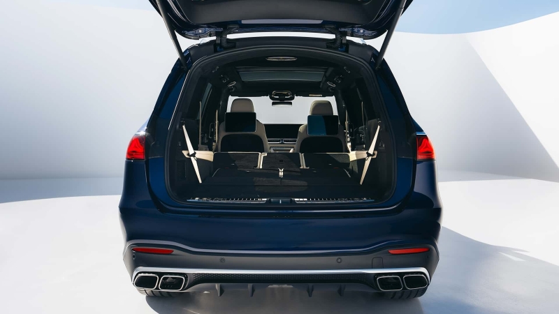 Mercedes-AMG GLS 63 2026: коли «вітальня» на колесах отримує серце від суперкара