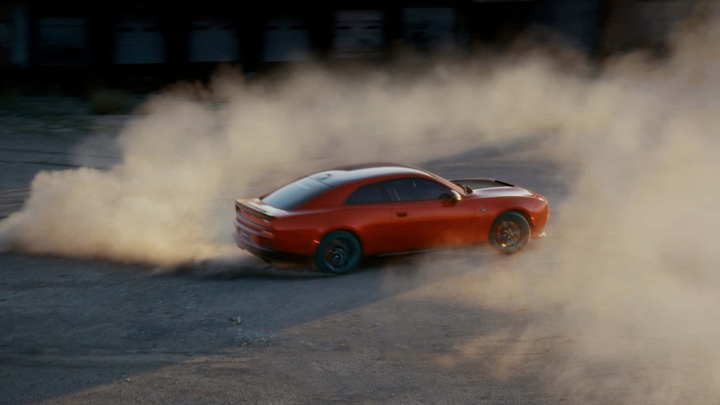 Dodge Charger їде в Європу: американська міць без V8 та з «сюрпризом» під капотом