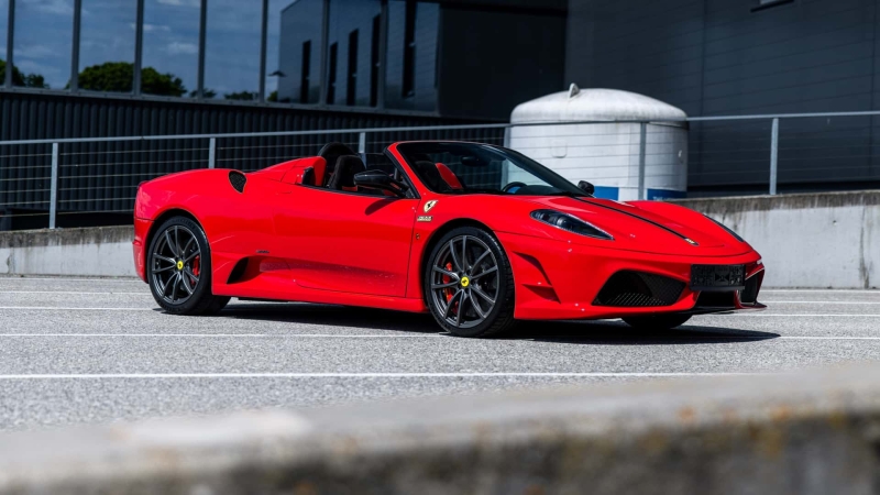 Ferrari Scuderia Spider 16M: колекційний привид епохи перемог виходить на торги