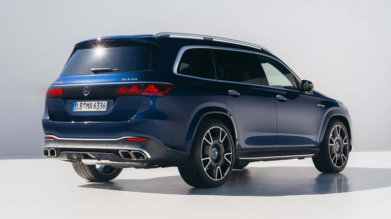 Mercedes-AMG GLS 63 2026: коли «вітальня» на колесах отримує серце від суперкара